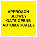 approach-slowly-gate-opens-automatically~